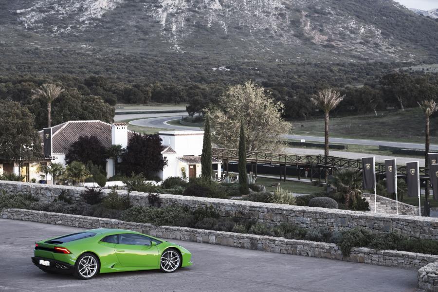  Lamborghini Huracan LP610-4 2014 года  (WW) (фото 22 из 153)
